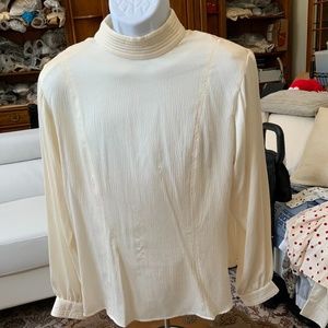 Women’s dress blouse